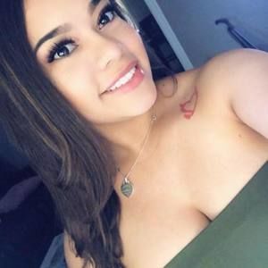 Meet your Posher, Corina